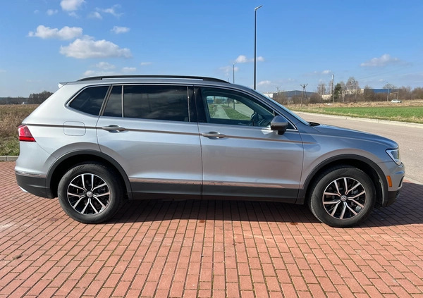 Volkswagen Tiguan Allspace cena 116900 przebieg: 3116, rok produkcji 2021 z Łapy małe 191